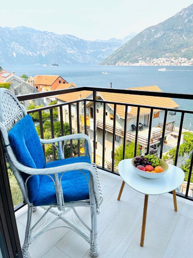 Chic Sea Front Apartment With Breathtaking Kotor Bay View Donji Stoliv Ngoại thất bức ảnh